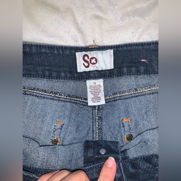 So Women's Blue Jeans low rise capri pants size 11 zig zag stitching vintage Y2K - Picture 4 of 6